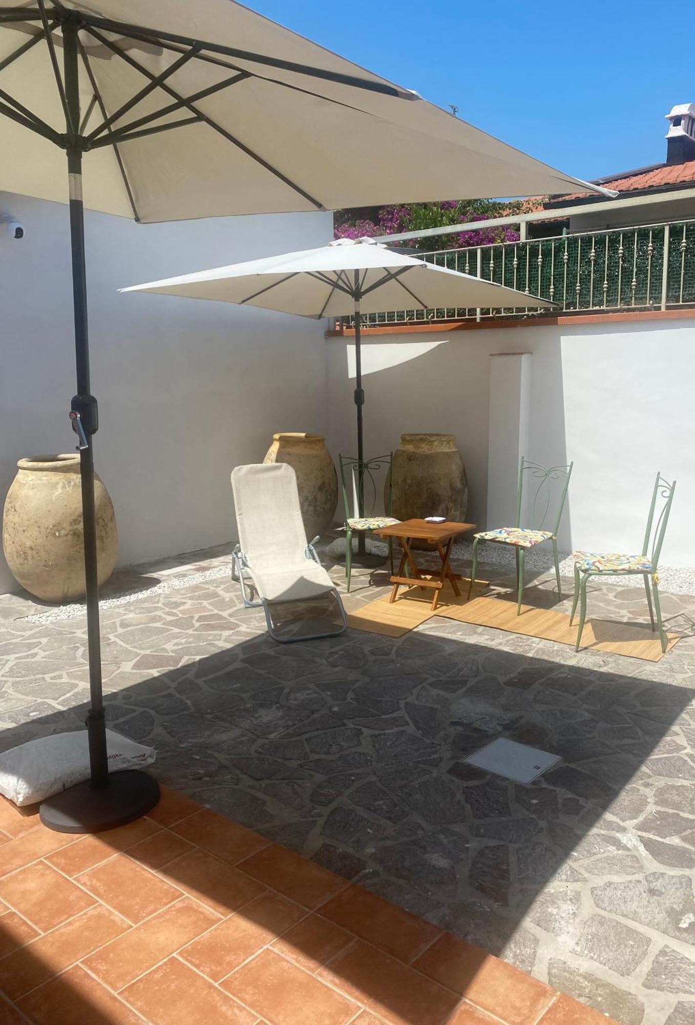 Hotel Casa Raffaela Marina Di Pisa Exterior foto